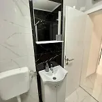 Pietra *